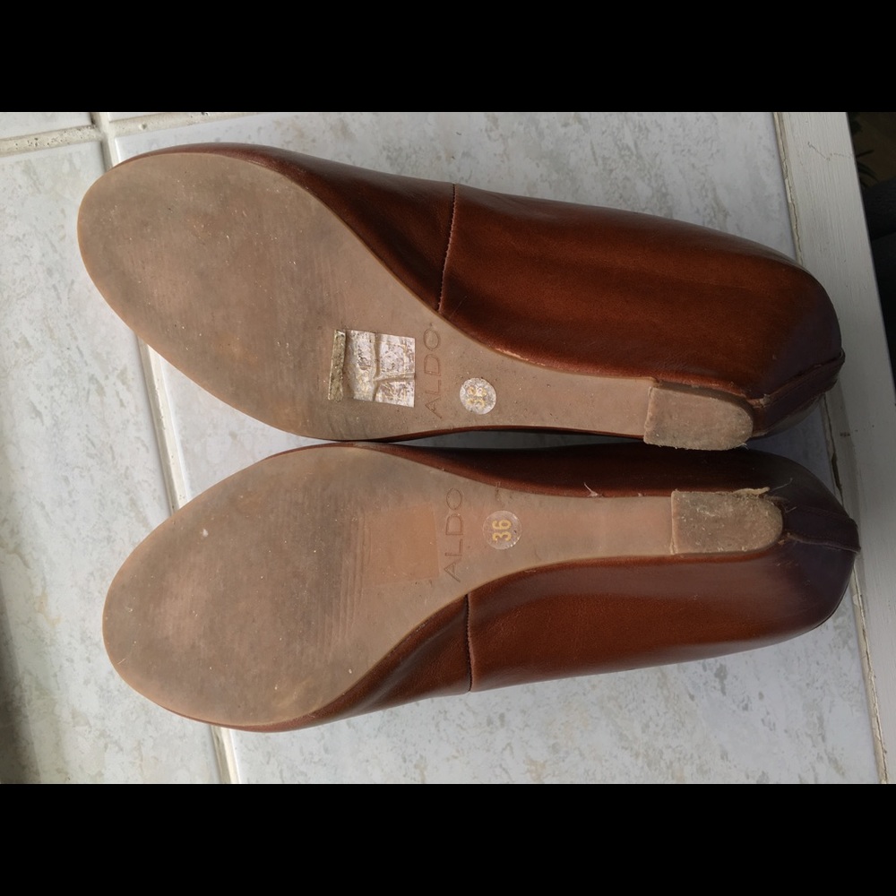 Shoes - Picture 7 of 7